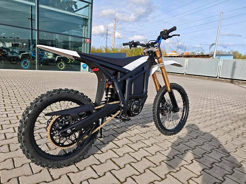 Ostatní (2026) Komodo MX 32kW - fotka 4 z 20