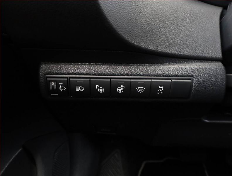 Toyota Corolla (2020) GR Sport 1.8 Hybrid - fotka 16 z 19