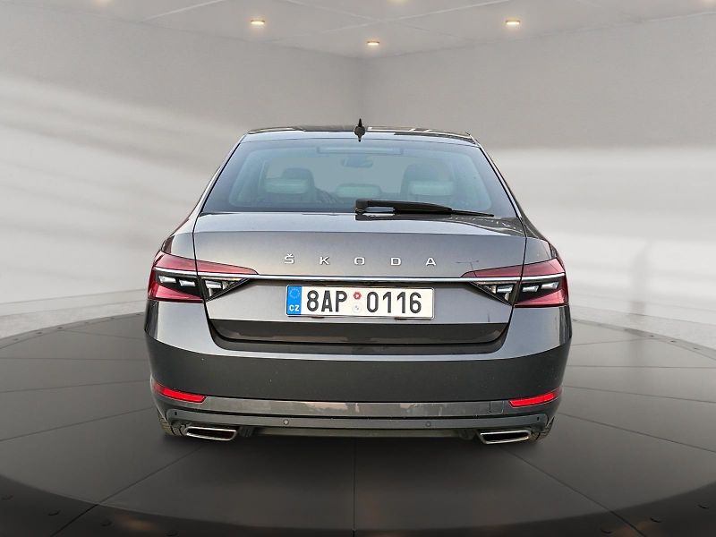 Škoda Superb (2021) L&K 2.0TSI 206kW 4x4 TAŽNÉ CZ - fotka 5 z 11