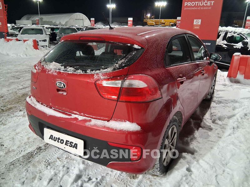 Kia Rio (2016) 1.2i, ČR, AC, temp - fotka 2 z 3