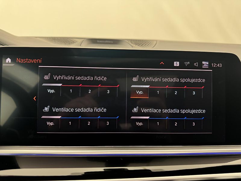 BMW X5 M50D*CZ*1-MAJ*DPH*TOP* - fotka 35 z 48