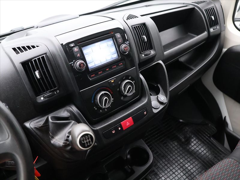 Peugeot Boxer 2,0 HDI 120kW L4H2 CZ - fotka 13 z 24