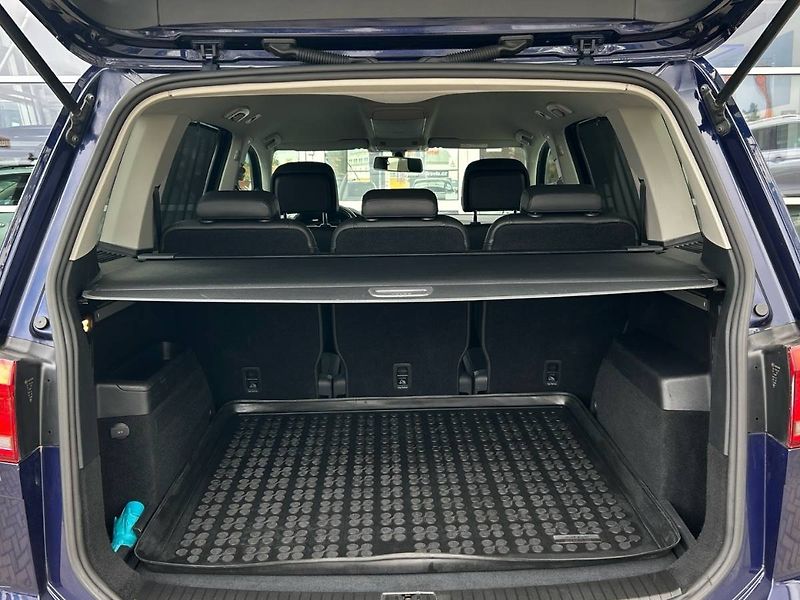 Volkswagen Touran (2016) 1.4 TSI 7DSG Highline - fotka 13 z 33