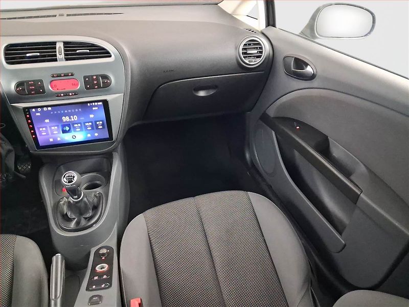 Seat Leon (2008) 1.4 TSI, nová STK - fotka 8 z 15
