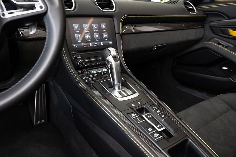 Porsche 718 718 Spyder PDK - fotka 9 z 23