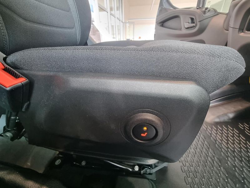 Iveco Daily (2026) 35S18HA8/ 3.0L/180hp/LED/NAVI - fotka 7 z 11