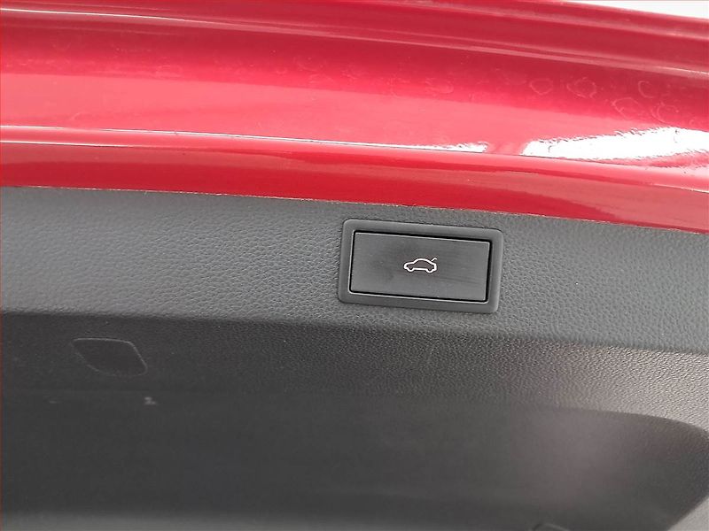 Škoda Karoq (2022) Sportline 1.5 TSI - fotka 16 z 23