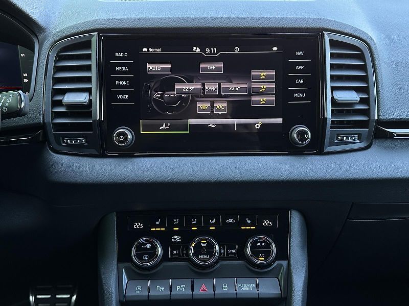 Škoda Karoq 2.0TDi 4x4 DSG 150PS Sportline - fotka 24 z 46