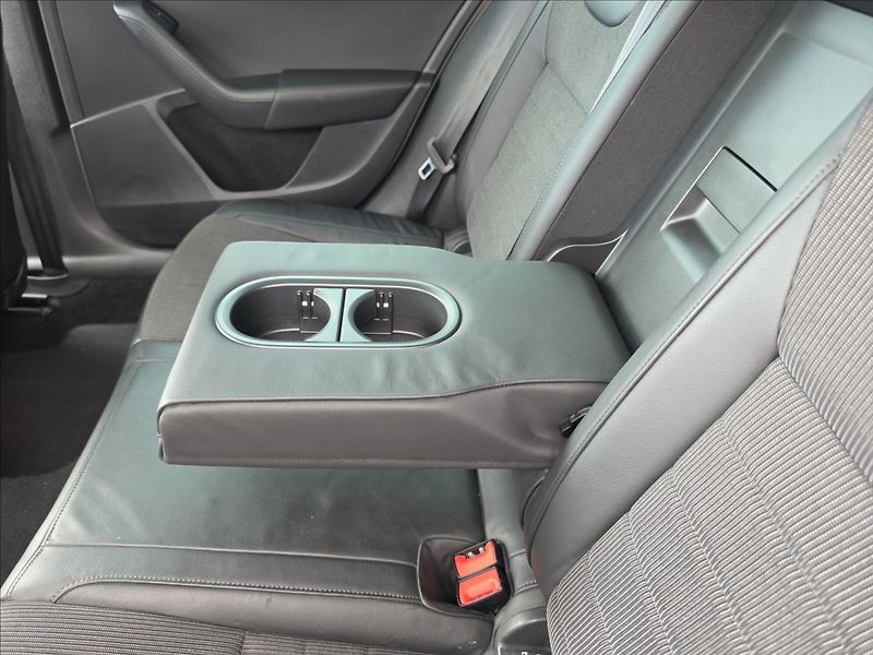 Škoda Octavia III 2,0TDi 110KW 4X4 Elegance - fotka 29 z 50