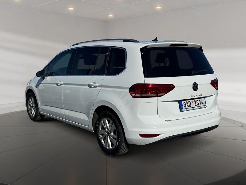 Volkswagen Touran (2022) HIGHLINE 2.0TDI 90kW CZ DPH - fotka 4 z 11