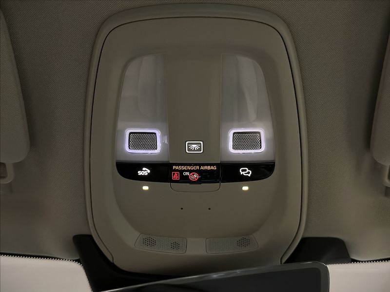 Volvo XC90 (2026) 2,0 T8  Plus Bright - fotka 29 z 41