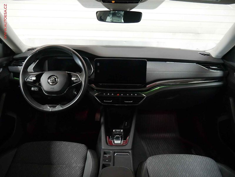 Škoda Octavia (2022) 2.0 TDi 4x4, 1.maj,ČR, Style - fotka 8 z 21