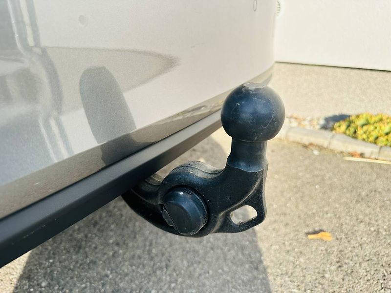 Škoda Octavia Combi Top Selection 2,0 TDI/11 - fotka 30 z 35
