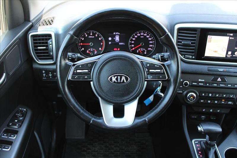 Kia Sportage 1,6 T-GDI  1MAJ,ZÁRUKA,A/T,4X4 - fotka 8 z 37