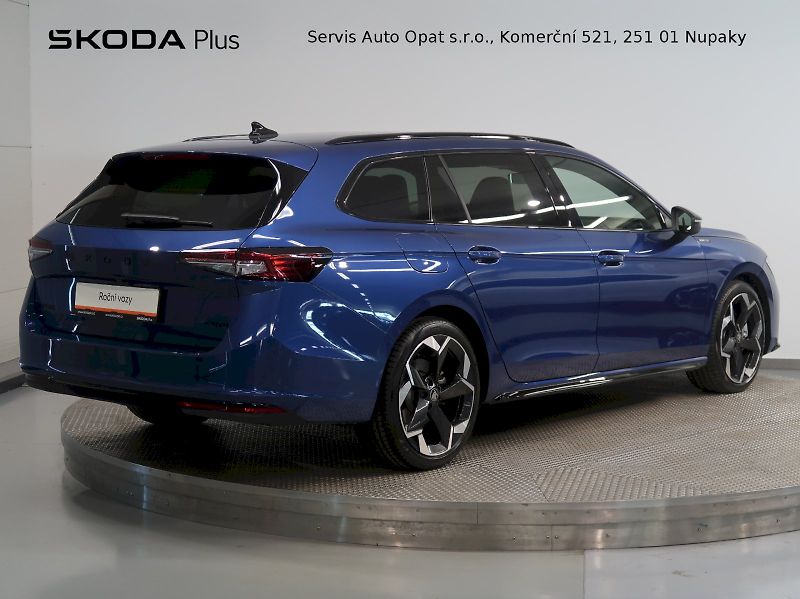 Škoda Superb (2026) SPORTLINE 2.0TDI 142KW 4x4 DSG - fotka 2 z 45