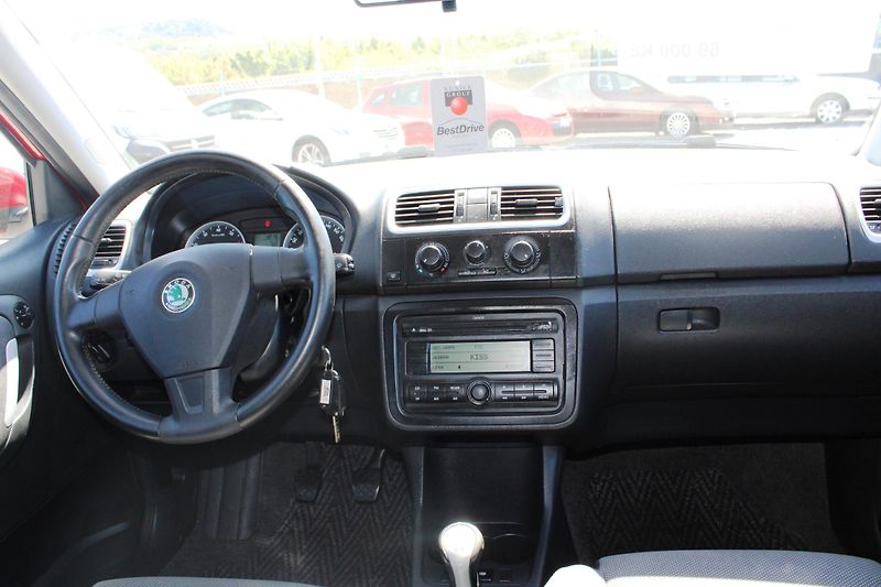 Škoda Fabia (2008) 1,2i SPORT KLIMA EL.OKNA - fotka 15 z 16
