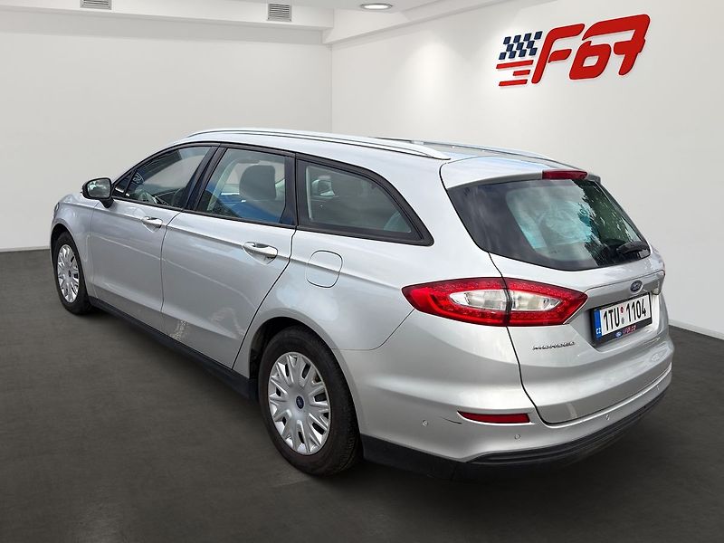 Ford Mondeo - fotka 4 z 17