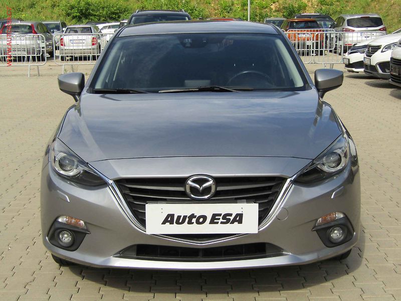 Mazda 3 (2015) 2.0 Skyactiv, 1.maj, navi - fotka 2 z 19