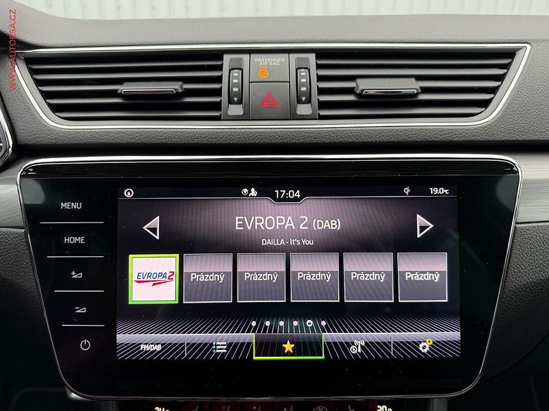 Škoda Superb (2021) 2.0 TDi, Style, DSG, LED - fotka 14 z 21