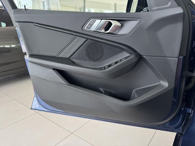 BMW Řada 1 118i AUT*SportLine*FullLED*DPH - fotka 27 z 33