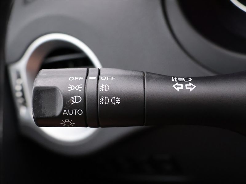 Renault Koleos 2,0 DCI 110kW Expression CZ - fotka 18 z 35