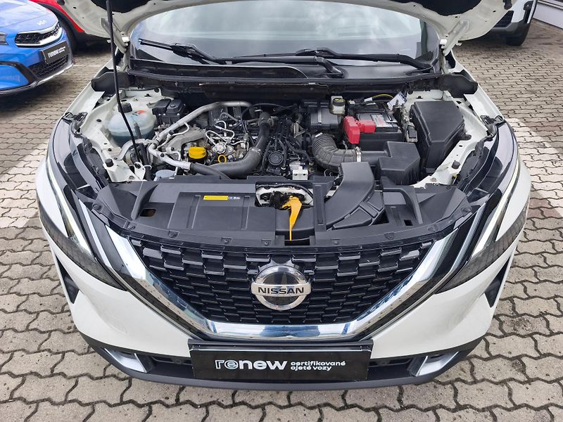 Nissan Qashqai 2021 ČR 1.3 DIG-T 116kW TEKNA+ - fotka 30 z 39