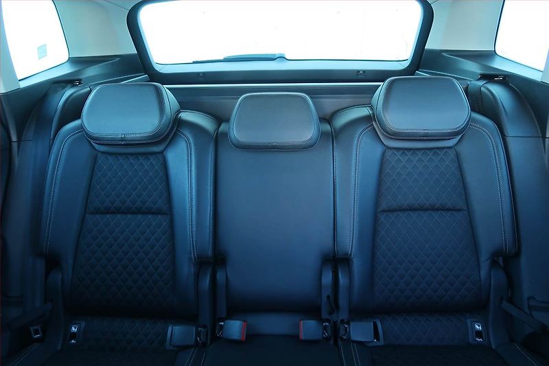 Škoda Karoq (2018) 2.0 TDI, 4X4, Automat, Kůže - fotka 10 z 26