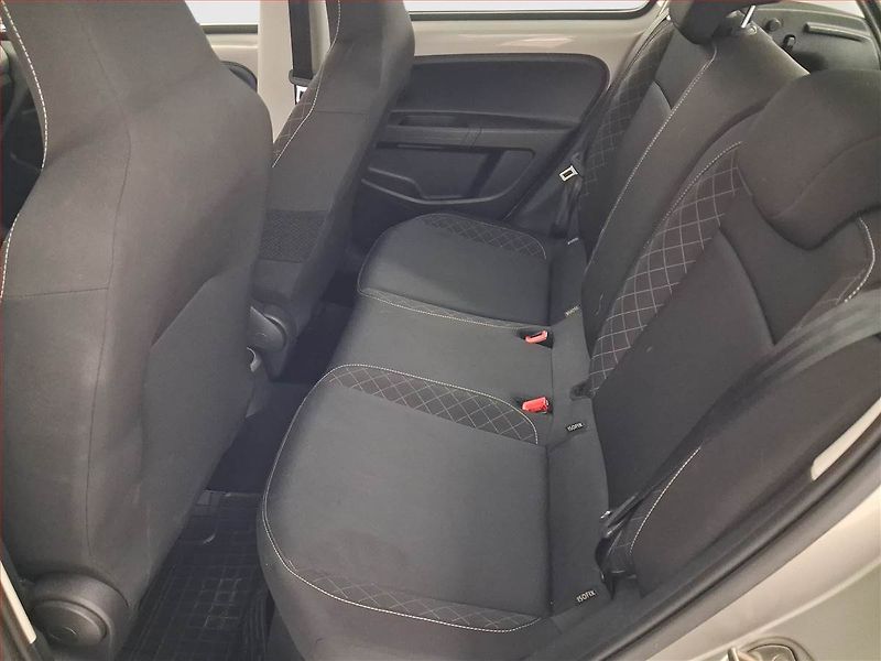 Škoda Citigo (2017) 1.0 MPI, Automat - fotka 10 z 16