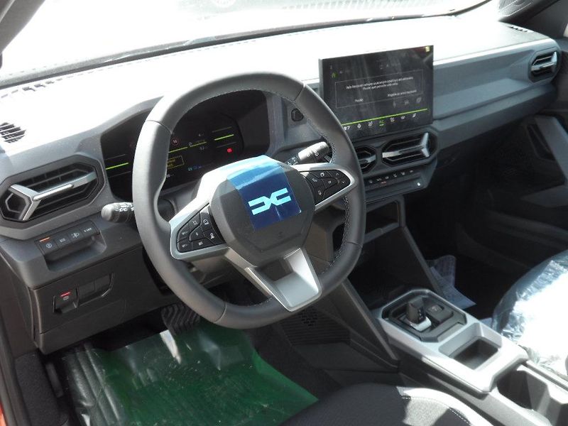 Dacia Duster (2026) Journey hybrid 155      - fotka 5 z 5