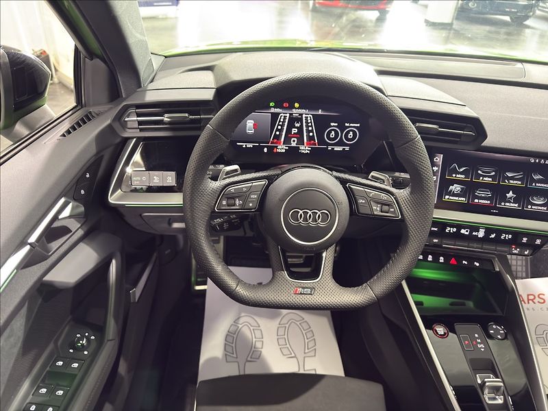 Audi RS 3 2,5   TFSI B&O 1.MAJ ČR DPH - fotka 28 z 46
