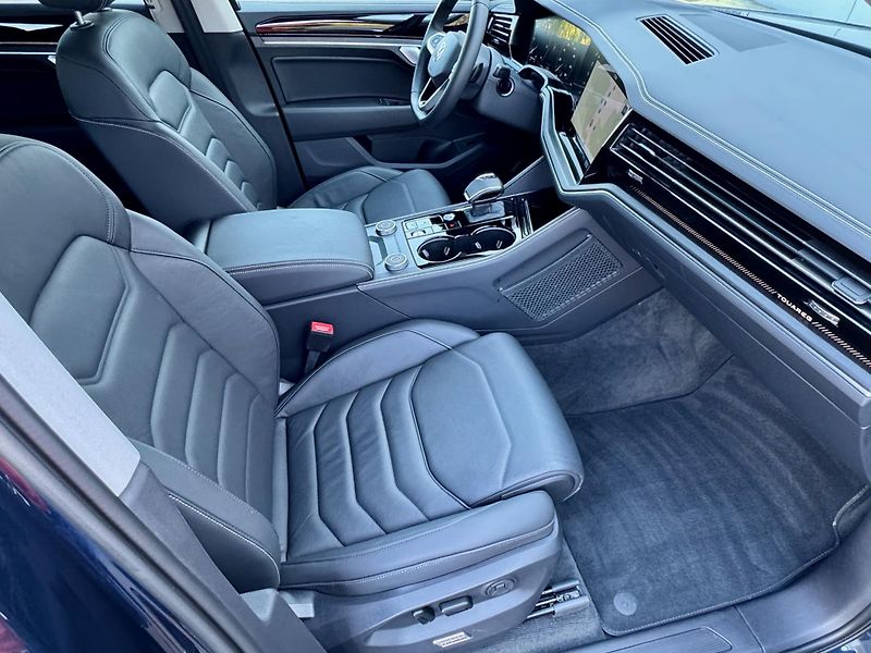 Volkswagen Touareg (2024) Model 2025, Kůže, VZDUCH,Tažné - fotka 17 z 43