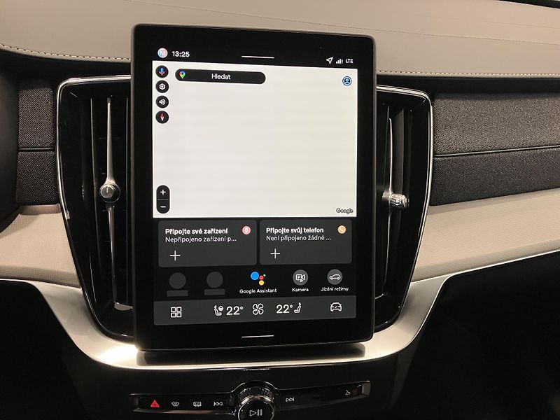 Volvo XC90 T8 eAWD Ultra BE - REZERVACE - fotka 30 z 43