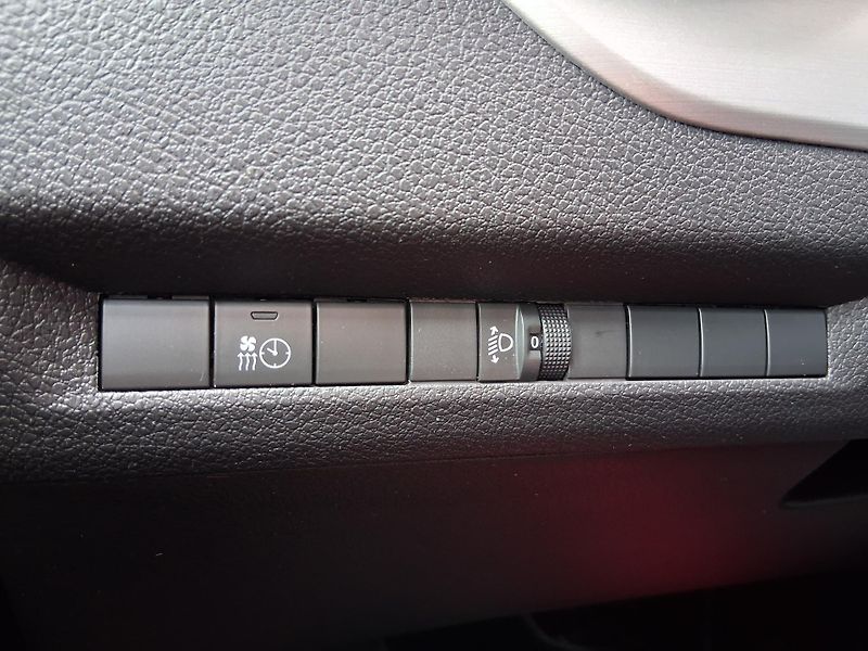 Toyota ProAce Verso VIP L2 2.0 D-4D 130 kW - fotka 20 z 25