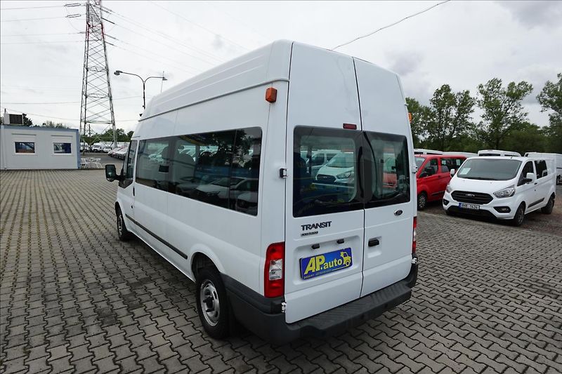 Ford Transit 2,2 TDCi  L3H3 9MÍST BUS - fotka 11 z 34