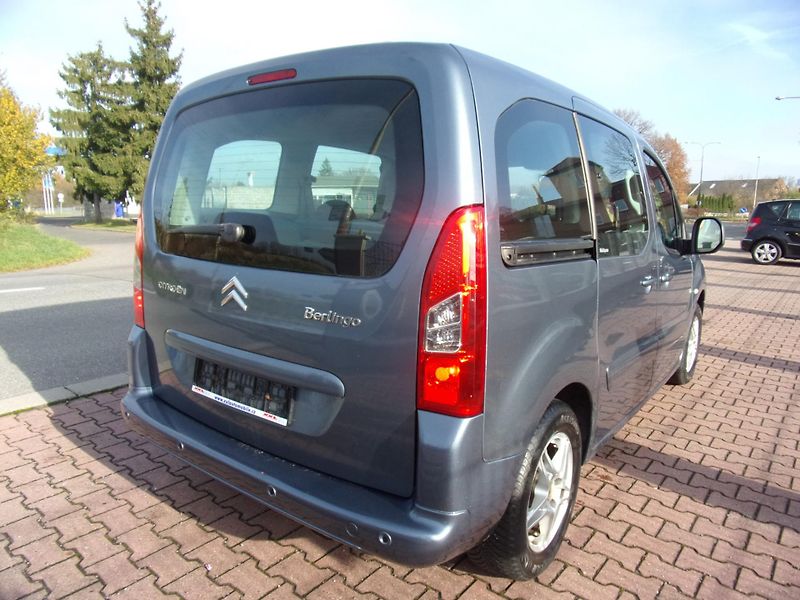 Citroën Berlingo (2009) 1,6i KLIMA VÝHŘEV  - fotka 9 z 31