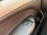 Škoda Octavia (2009) 1.6 MPi, Ambiente, AC - náhled 11