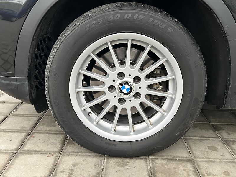 BMW X3 3.0 i 4x4 XDRIVE - fotka 23 z 23