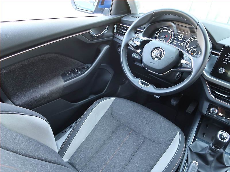Škoda Scala (2021) 1.5 TSI, Serv.kniha, Tempomat - fotka 7 z 17