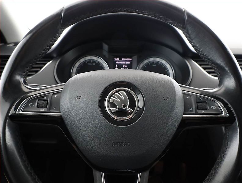 Škoda Octavia (2018) Style 2.0 TDI, Automat - fotka 8 z 18