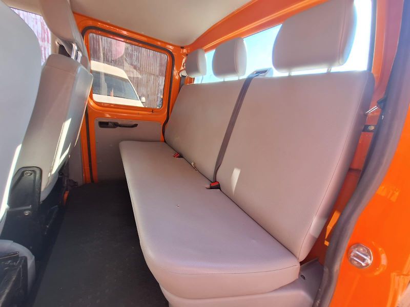 Volkswagen Transporter (2011) T5 2,0TDi DOKA 6míst valník - fotka 17 z 18