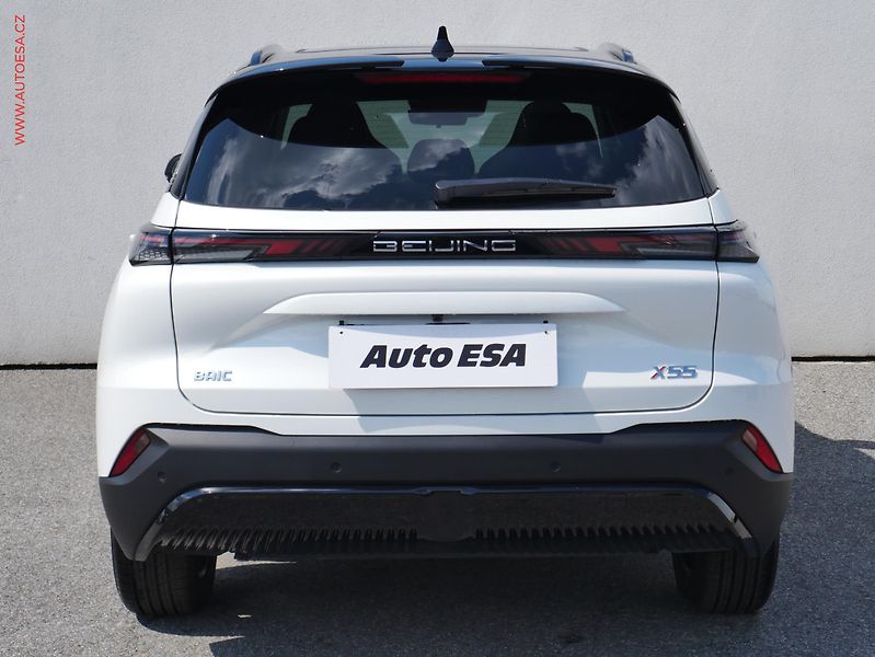 BAIC X55 (2025) 1.5T, ČR, AT, LED, panorama - fotka 5 z 25