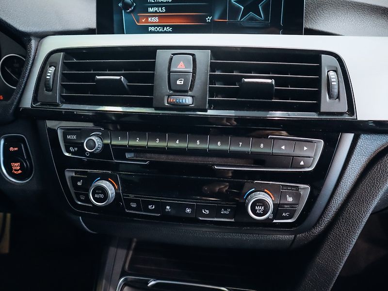 BMW Řada 4 420d xDrive M-Paket ACC - fotka 23 z 27