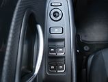 Kia Carens (2015) 1.7 CRDi, Automat, Tempomat - náhled 15