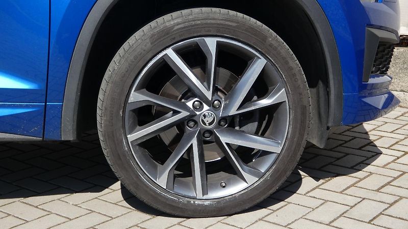 Škoda Kodiaq 2,0 TDI DSG 4x4 Sportline - fotka 25 z 26