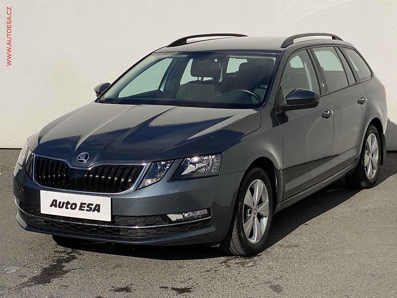 Škoda Octavia (2018) 1.4 TSi, Style, TZ, +kola - fotka 3 z 18