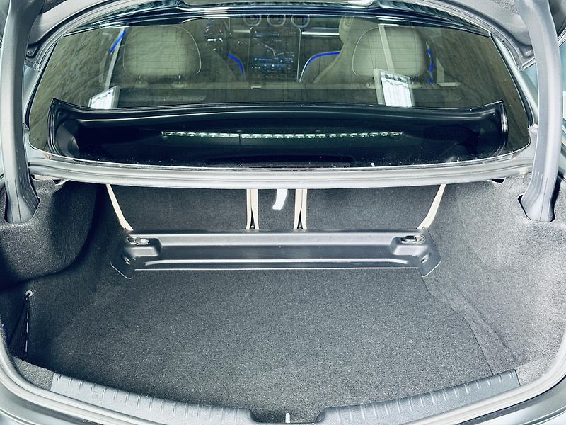 Mercedes-Benz CLE (2024) 300 4M AMG Magno MAX V ZARUKA - fotka 33 z 34