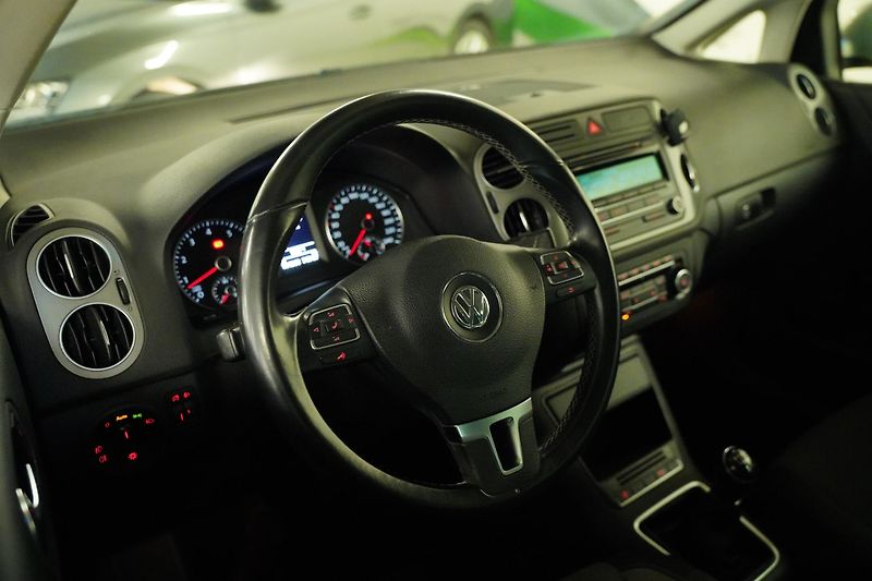 Volkswagen Golf Plus - fotka 15 z 26