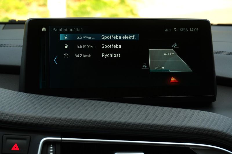 BMW i8 Coupe, Facelift, Lasery - fotka 18 z 28