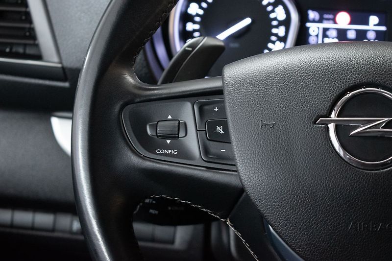 Opel Ostatní 2.0 CDTi 8.MÍST*TAŽNÉ*KAMERA* - fotka 20 z 38