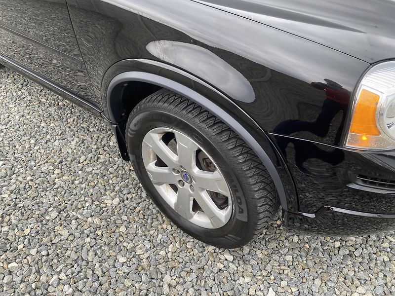 Volvo XC90 2.5TDi D5 200PS 7M 196000KM 1A - fotka 64 z 161